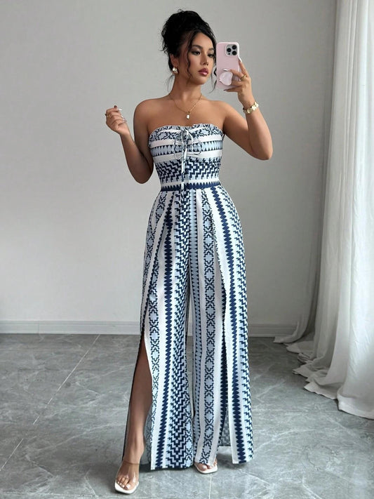 ✨👗 Geometric Jumpsuit with Halter Neckline & Side Slit – 50% OFF! Perfect for Beach, Office & Evening. 🔥✨